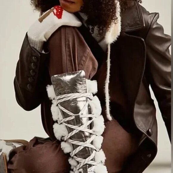 NIB Free People Wilder Boots Suede Shearling Arctic Fox Silver Size 6 $248 - Picture 4 of 10